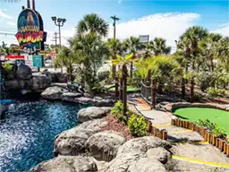 Hawaiian Rumble Golf mini golf course pond and rocks